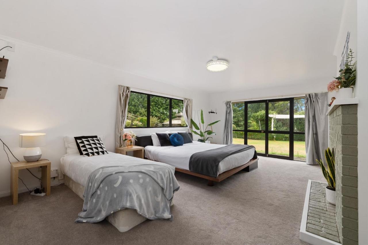 Skyline Mountain View Lodge Up To 16 People Rotorua Extérieur photo